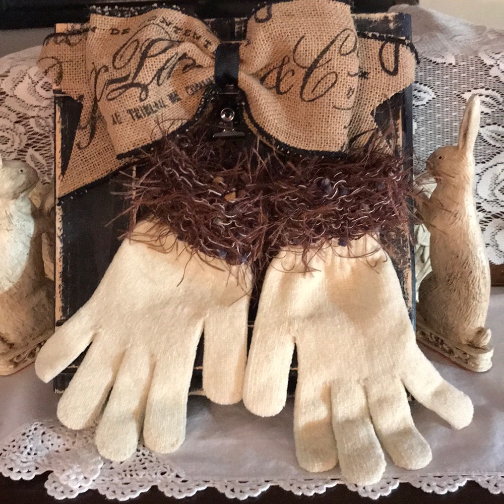Gloves-Ivory chenille with brown woven fabric!